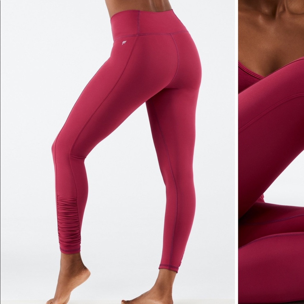 🆕 Fabletics Ruched High-Waisted PureLuxe 7/8 Leggings - Fitness Workout Lounge